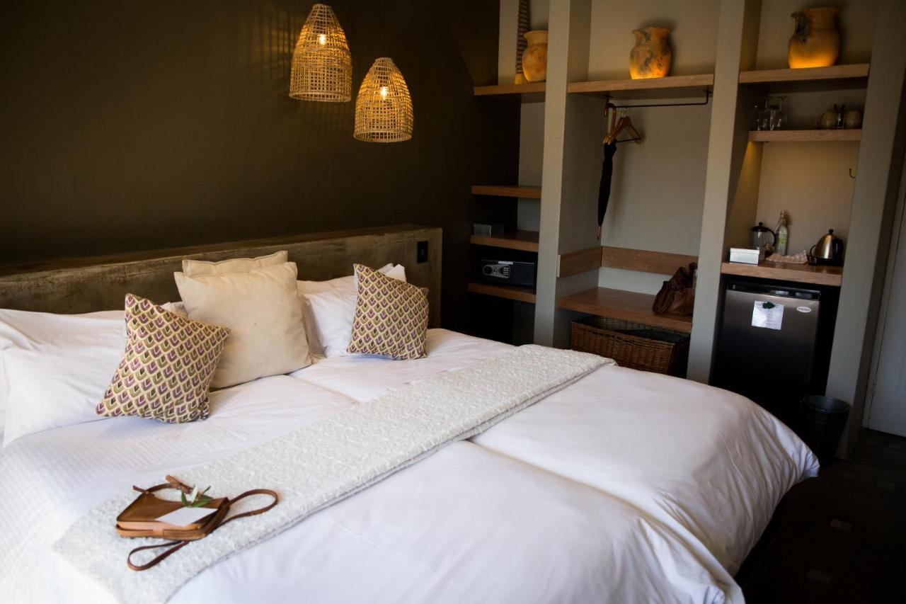 Olive Grove Guesthouse Windhoek Exteriör bild